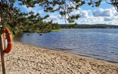 Where can one swim in the Ylläs area during summer?